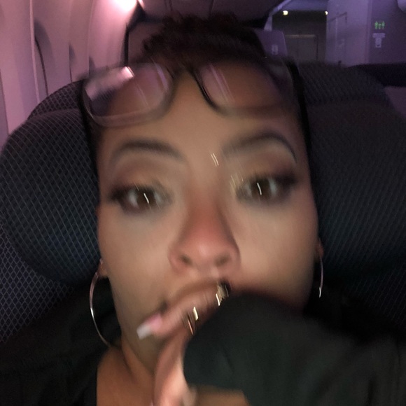 nikki2u00